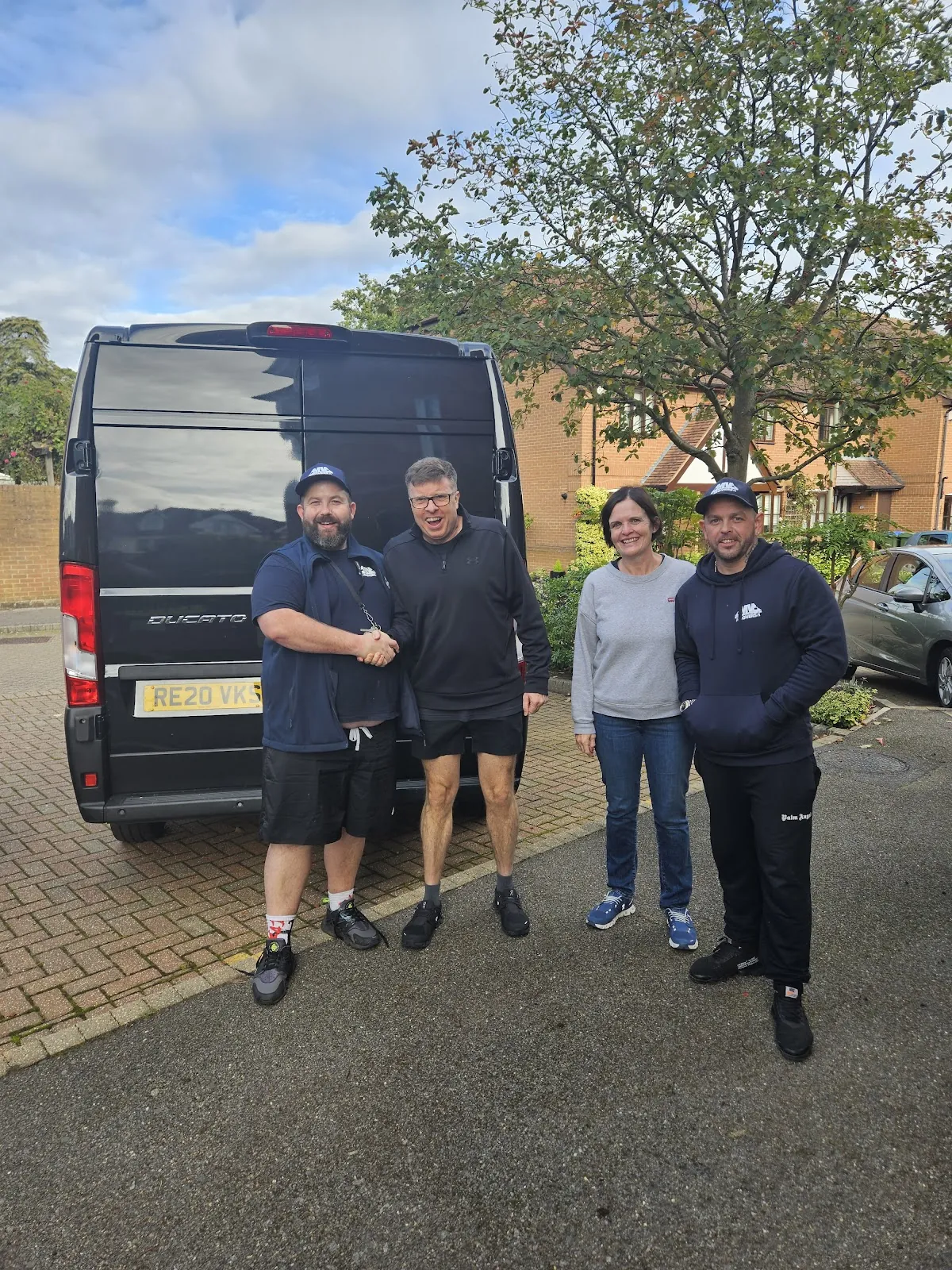 Four with the van – Family firm, regular crew – MV Movers